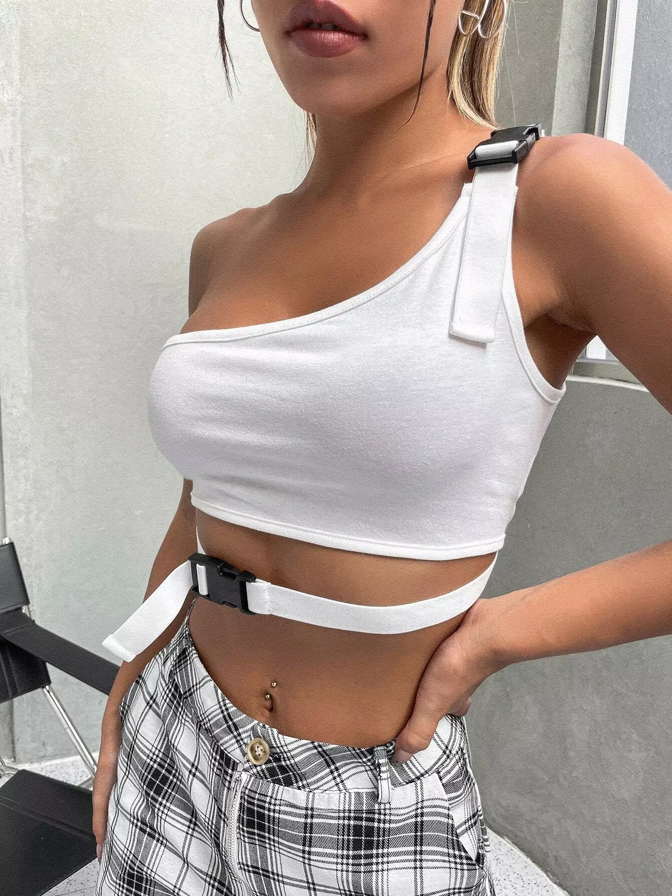 Cut Out Front One Shoulder Top - Image 6