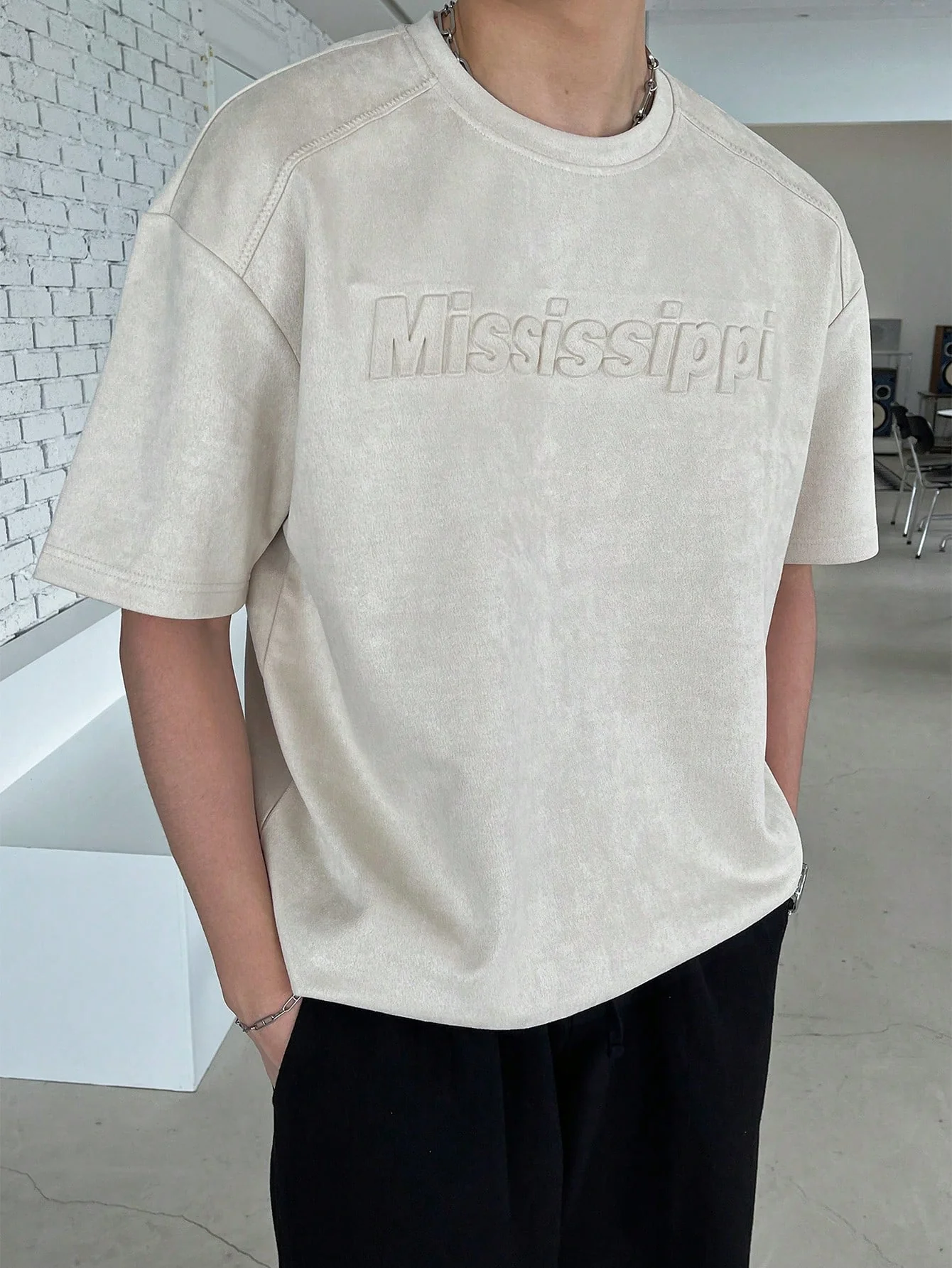 DAZY Men Letter Graphic Drop Shoulder Tee - Image 4