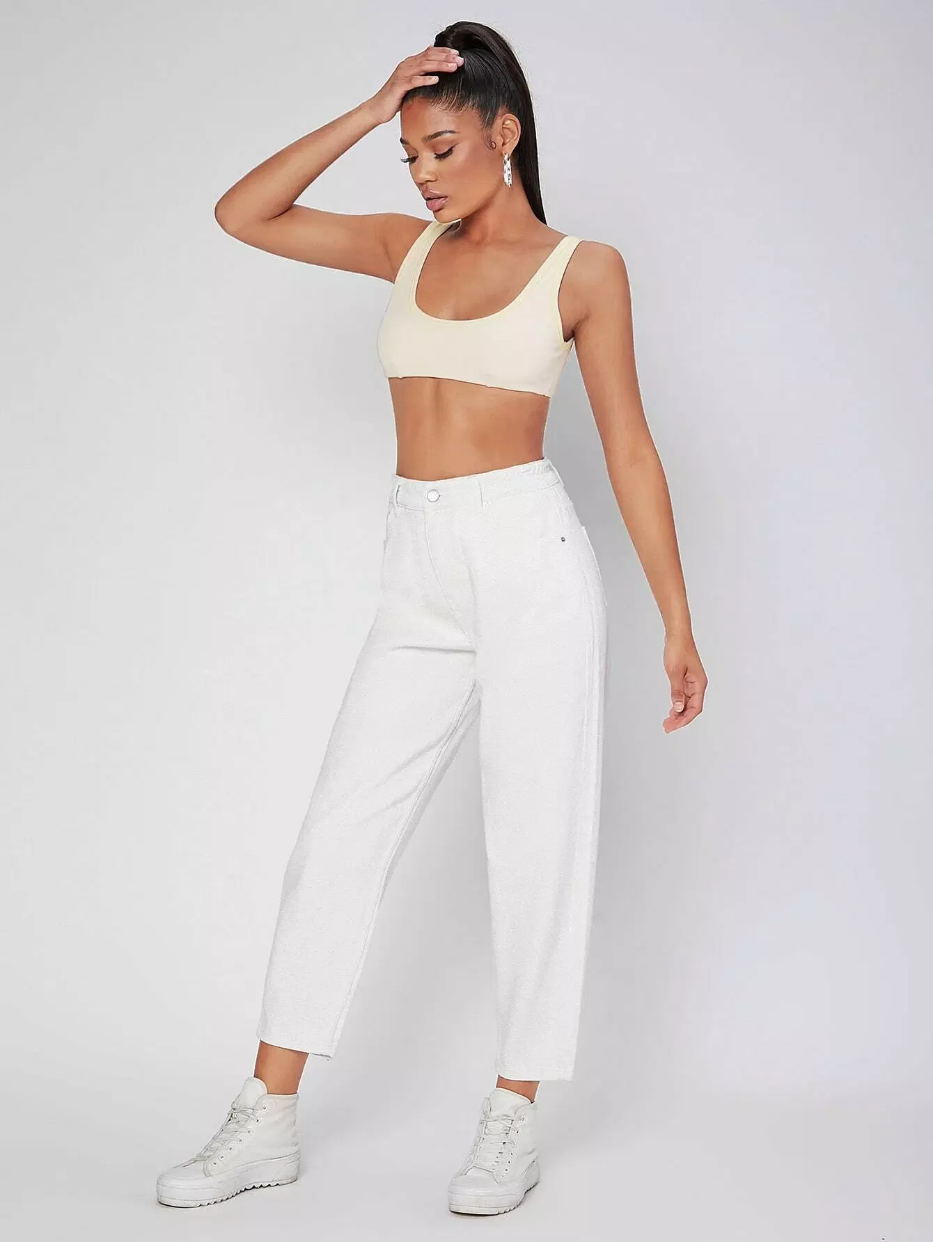 High Waist Mom Jeans - Image 4