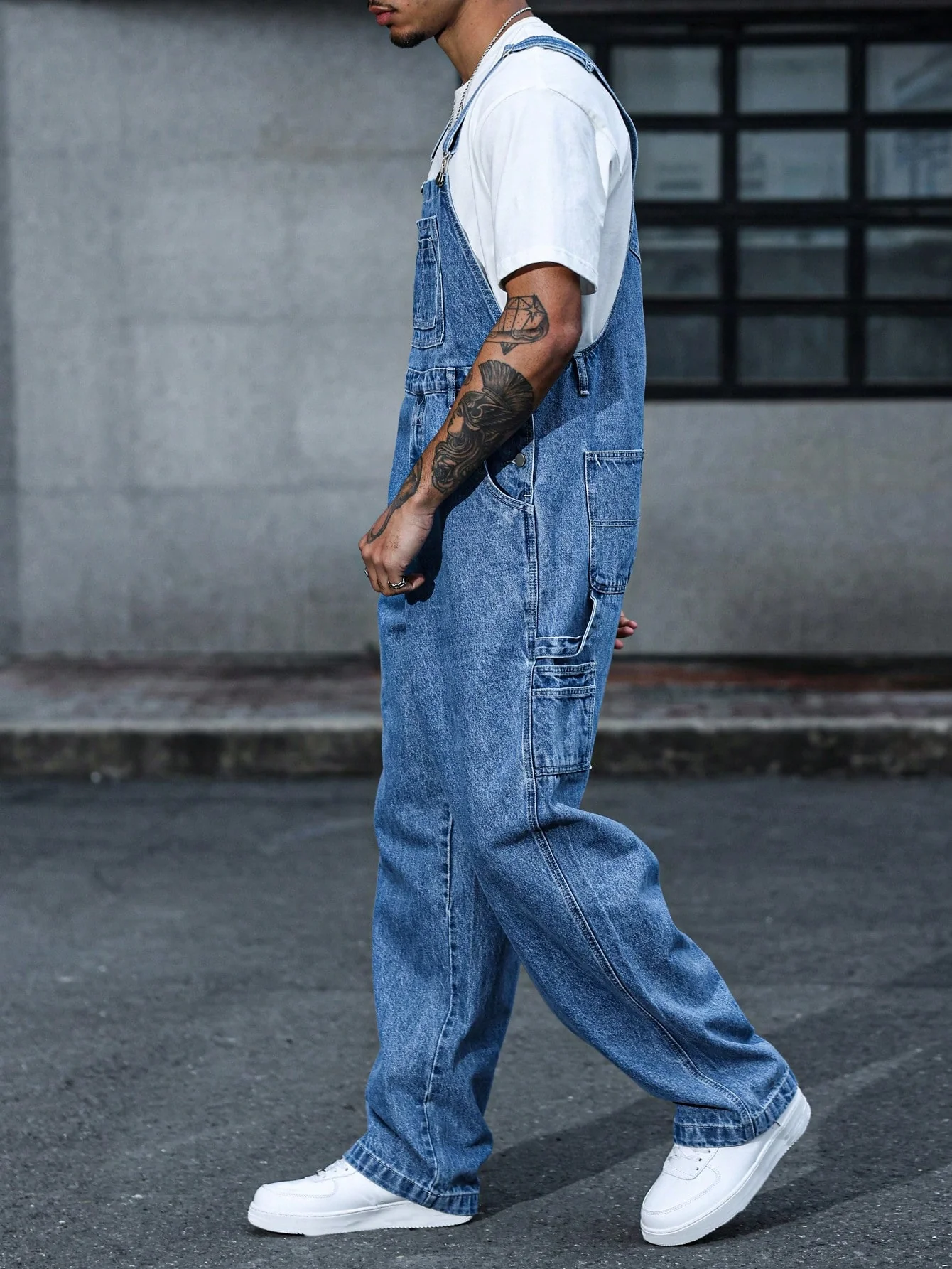 Manfinity Homme Men's Pocketed Wide Leg Loose Casual Denim Bib Overalls - Image 8