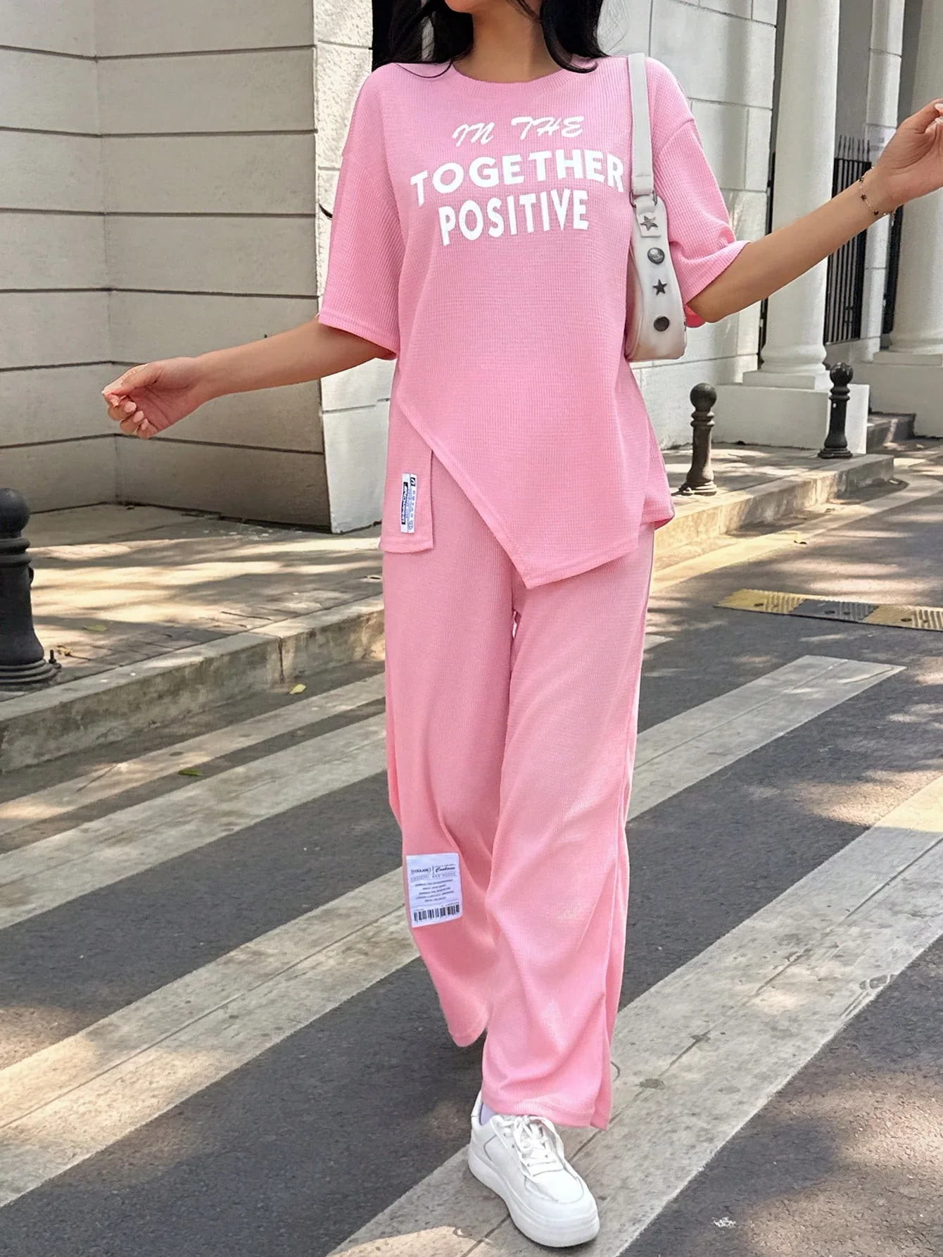 SHEIN Explorewe 2pcs/Set Teenage Girls Casual Sports Loose Comfy Printed Embroidered Short Sleeve Outfit For Summer Casual Sports Commuting - Image 4