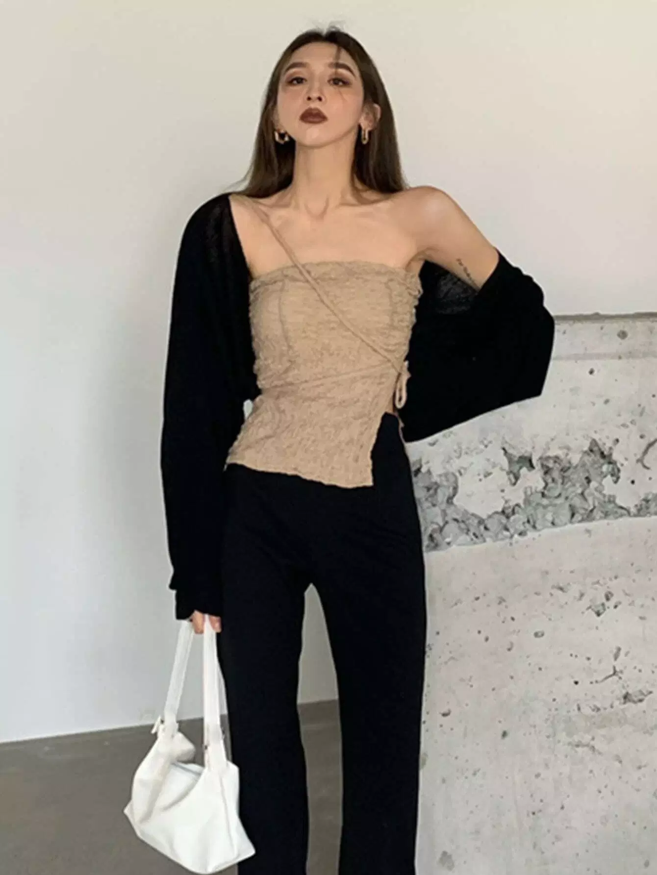 Solid Slit Hem Strappy Top - Image 5