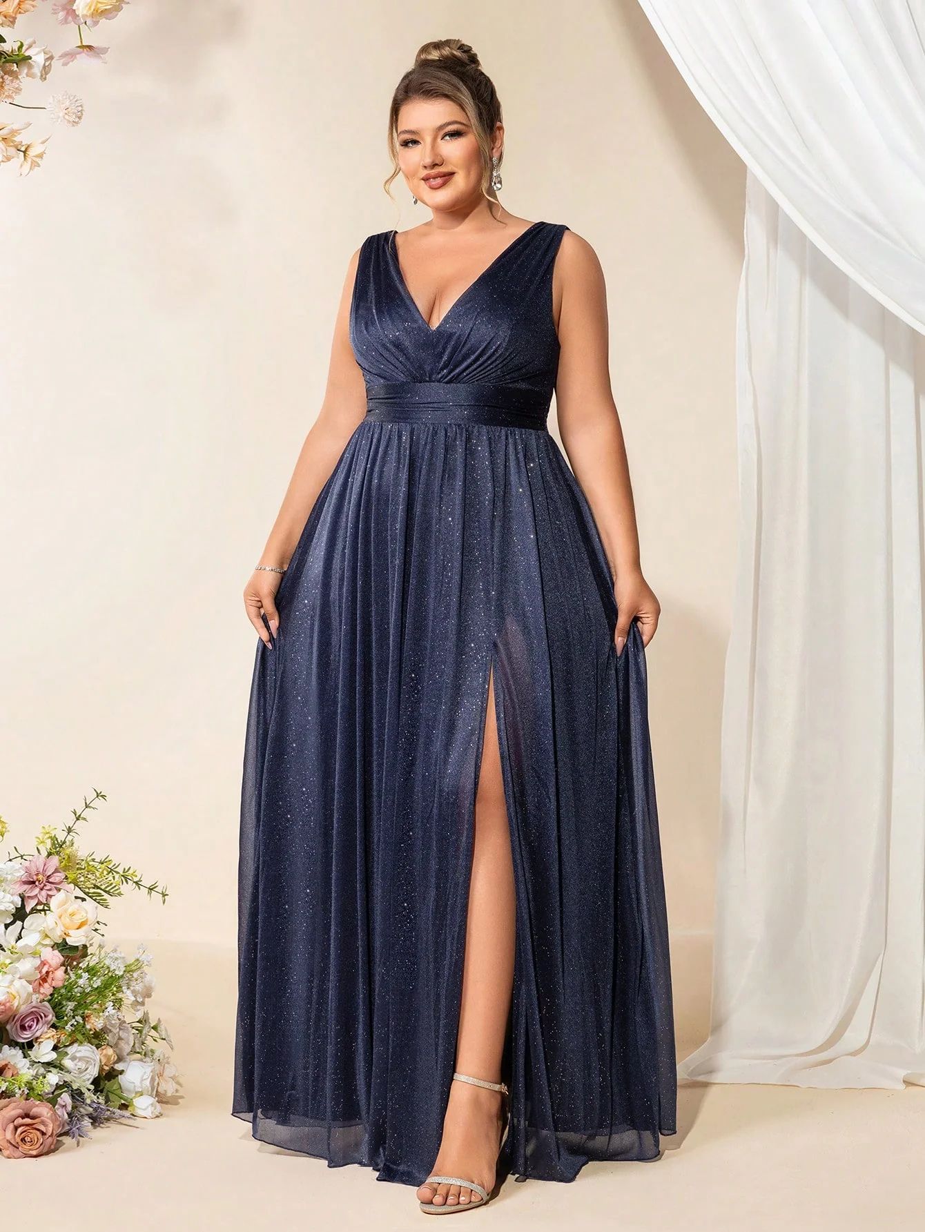 Summer Plus Size Elegant Chiffon V Neck Sleeveless Bridesmaid Dresses For Women - Image 3