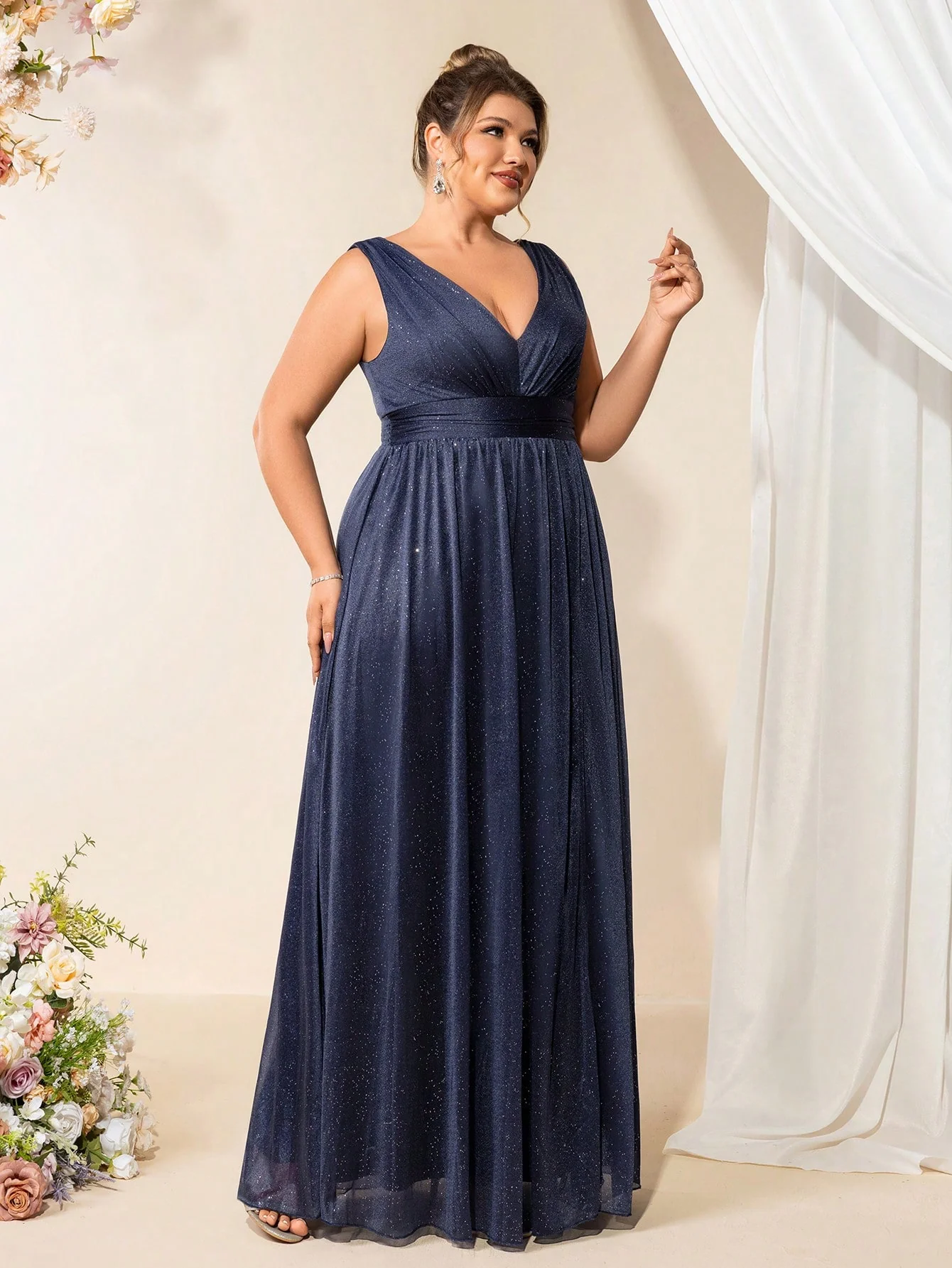 Summer Plus Size Elegant Chiffon V Neck Sleeveless Bridesmaid Dresses For Women - Image 4