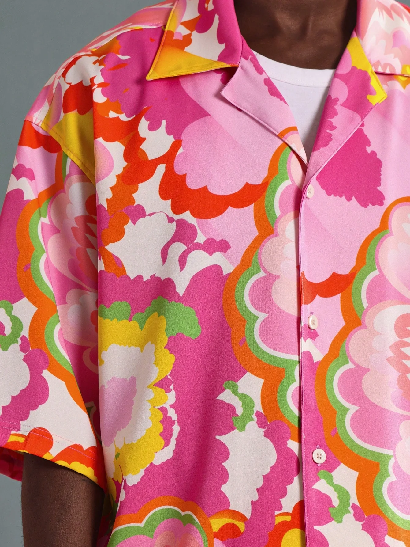 SUMWON Retro Floral Resort Shirt Boxy Fit Hawaiian Style Button Down Summer Beach Vacation Camp Shirt Festival Short Sleeve Relaxed Holiday Party Casual - Image 5