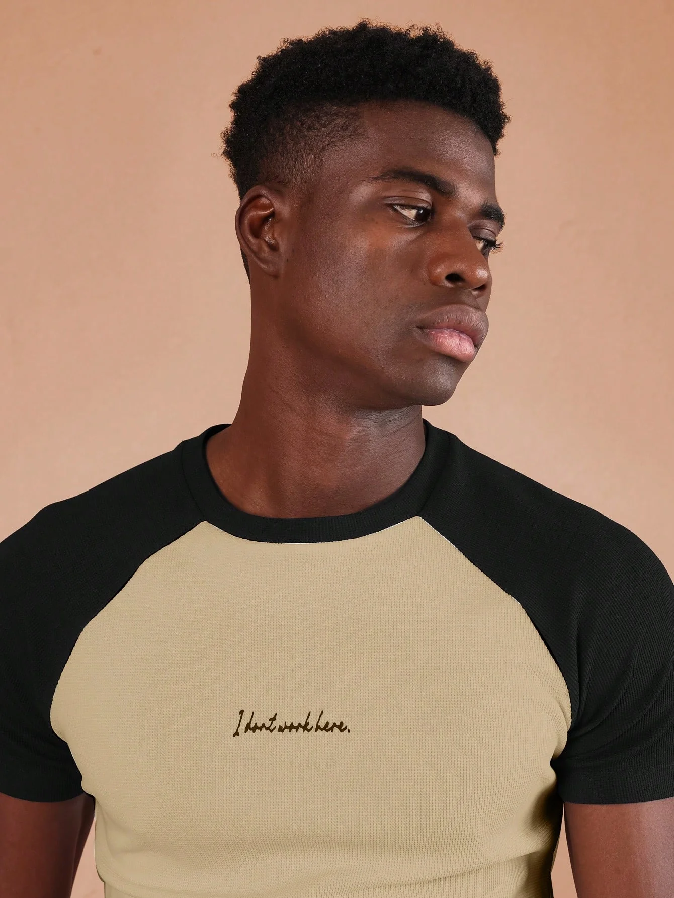 SUMWON Textured Raglan Short Sleeve Muscle Fit T-Shirt Embroidered Statement Ribbed Athletic Sports Casual Spring Summer Wear - Image 3