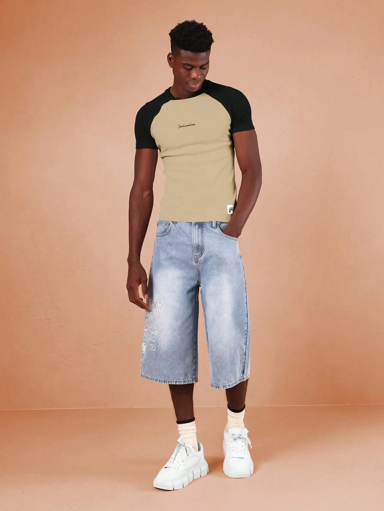 SUMWON Textured Raglan Short Sleeve Muscle Fit T-Shirt Embroidered Statement Ribbed Athletic Sports Casual Spring Summer Wear - Image 5