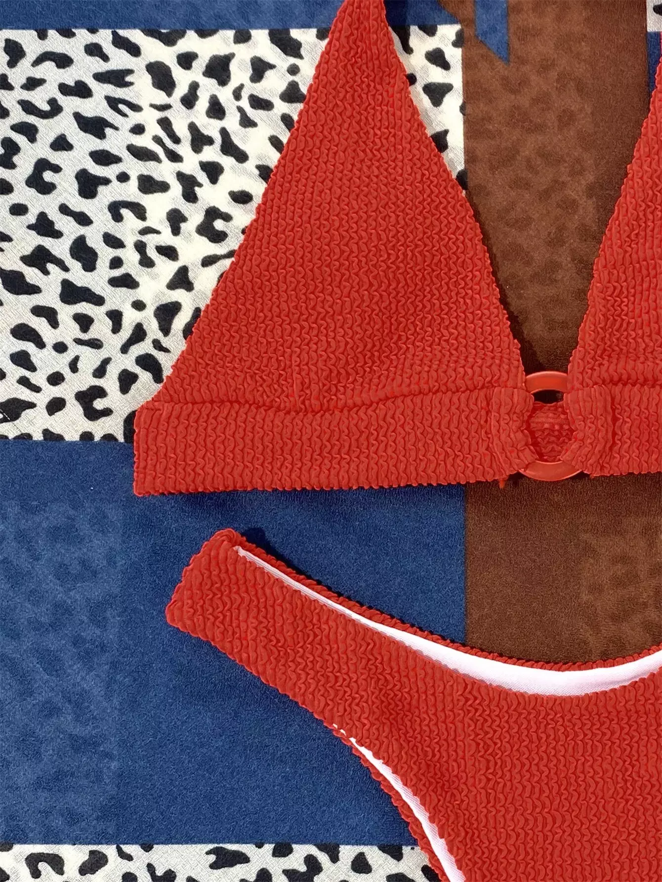 Textured Ring Linked Halter Bikini Swimsuit - Image 4